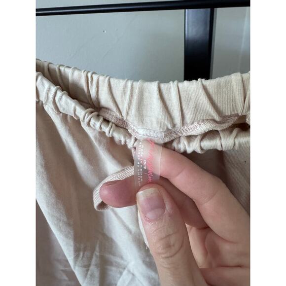 Free People Movement Scoop Neck Workout Shorts Set NWT‎ - Picture 6 of 8